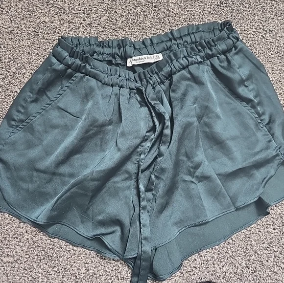 Abercrombie & Fitch Sleep Shorts Womens X Small, Silky, Soft, Black & Dark Green - Picture 11 of 11